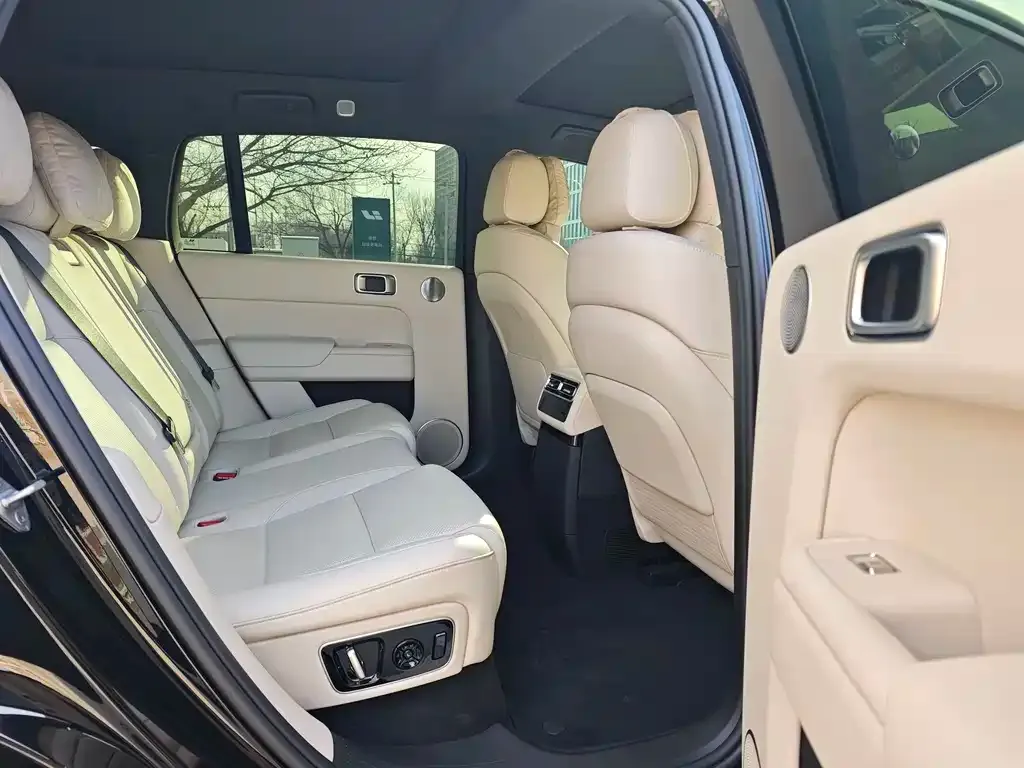 Li Auto L7 2024 из CN, фото 2