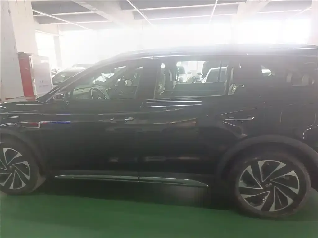 Hongqi HS7 PHEV 2024 из CN, фото 3