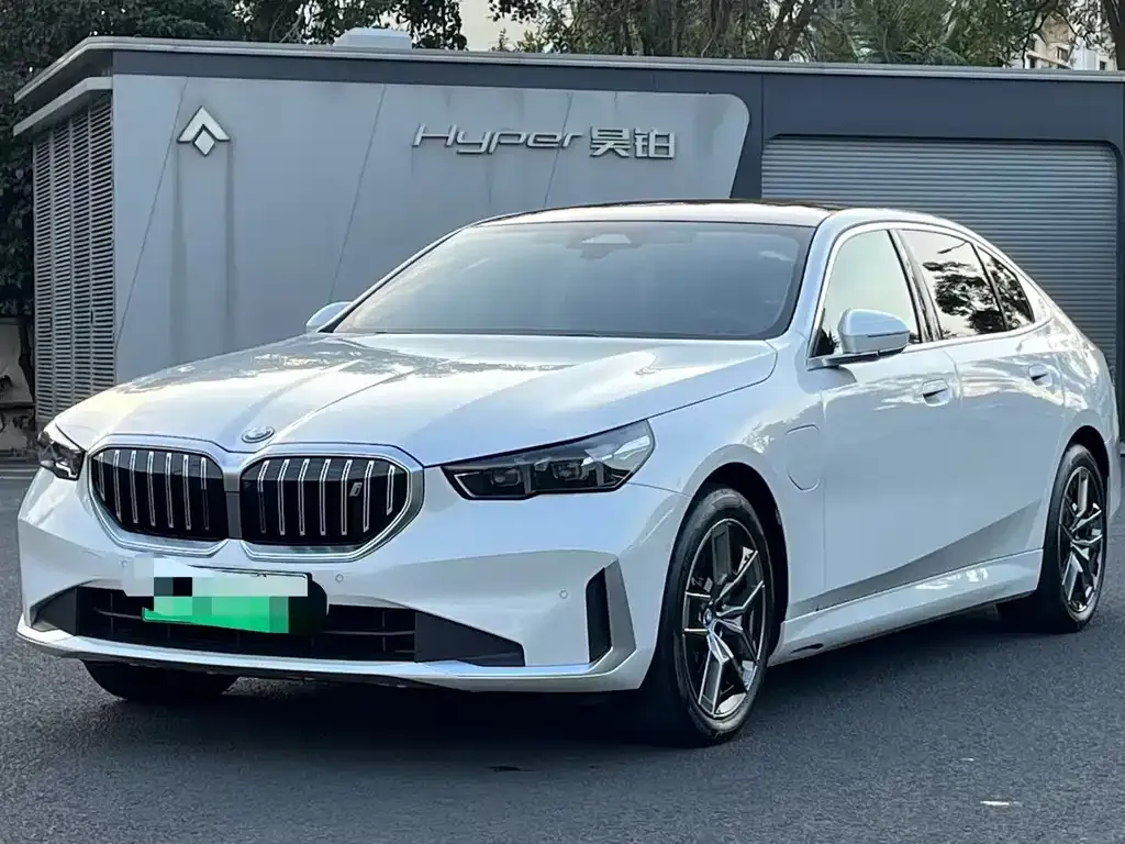 BMW i5 2024 из CN, фото 8