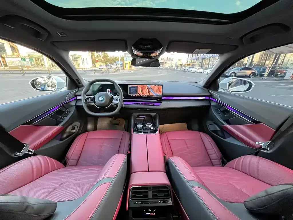 BMW i5 2024 из CN, фото 2