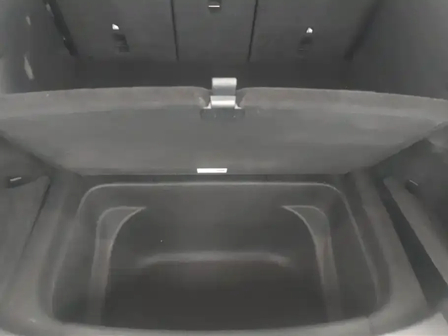 Tesla Model Y 2023 из CN, фото 3