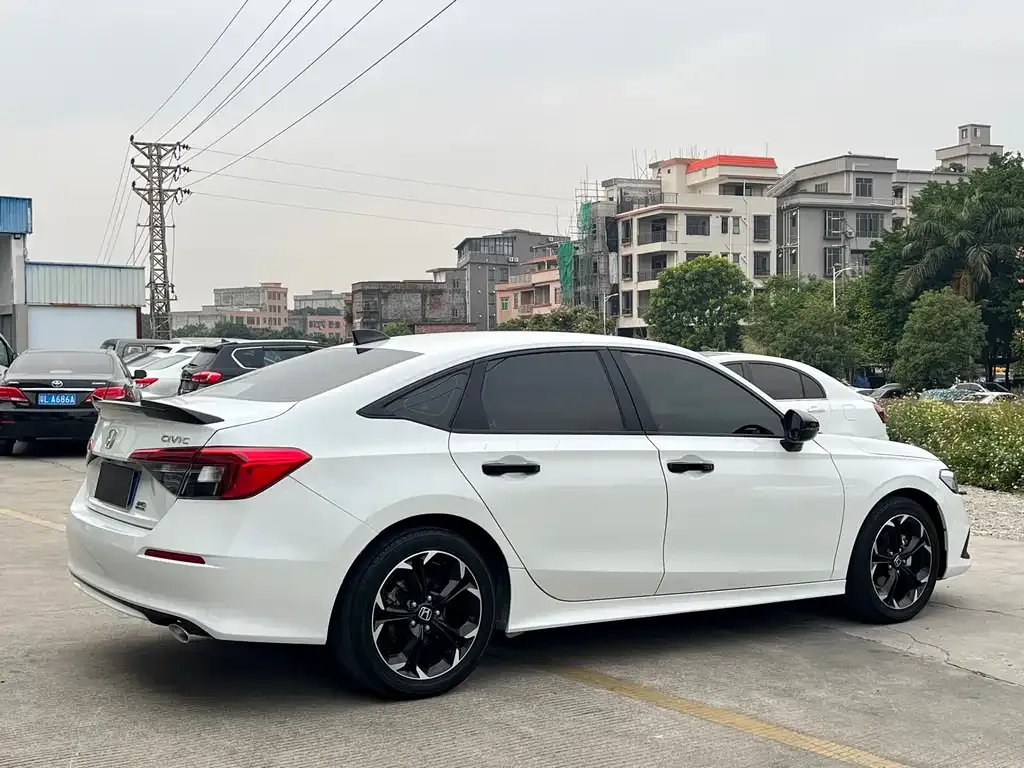 Honda Civic 2023 из CN, фото 6