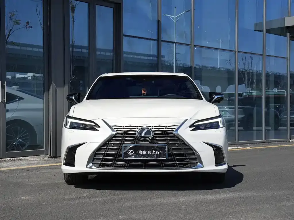Lexus ES 2024 из CN, фото 5