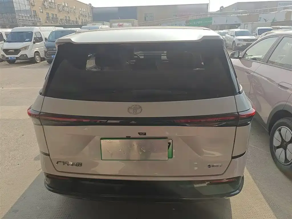 Toyota Platinum 3X 2025 из CN, фото 6