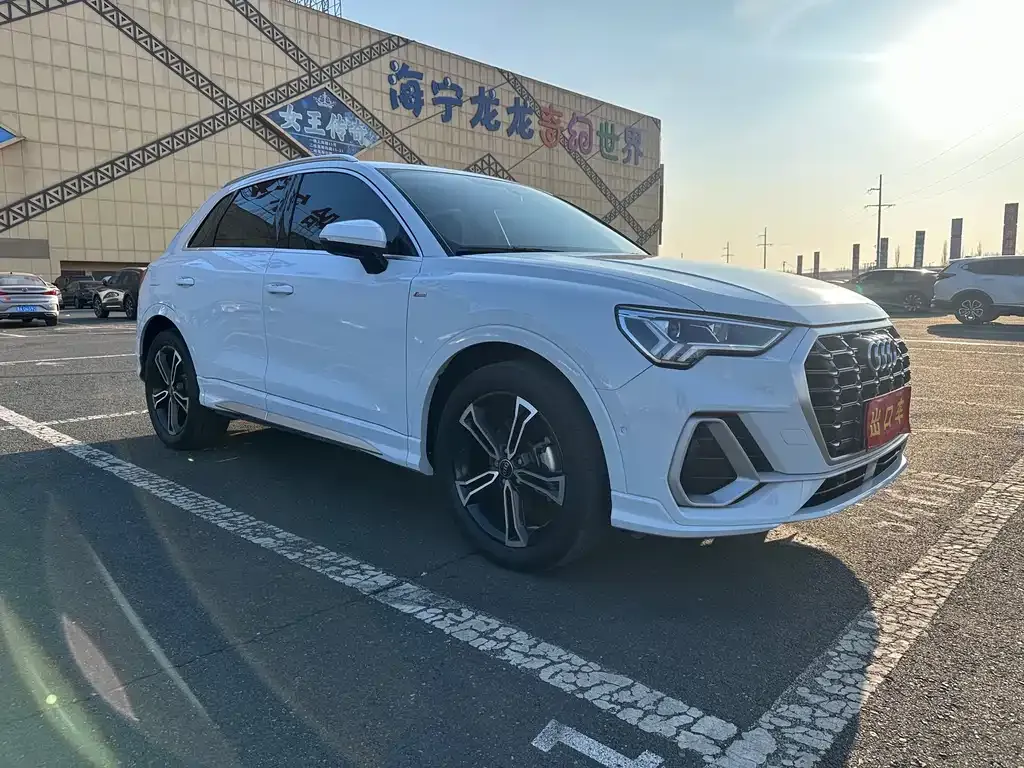 Audi Q3 2022 из CN, фото 2