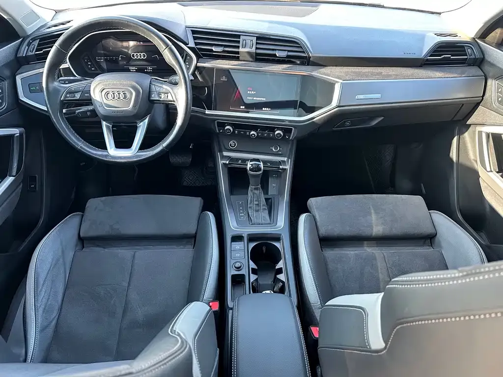 Audi Q3 2022 из CN, фото 7