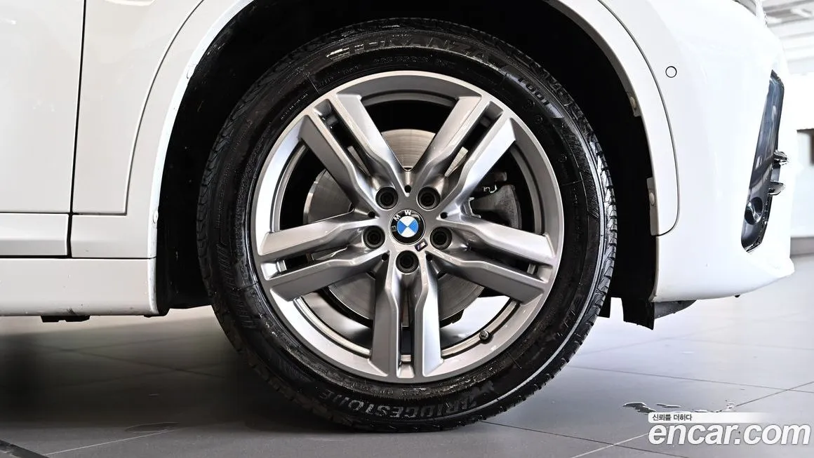 BMW X1 — фото 2