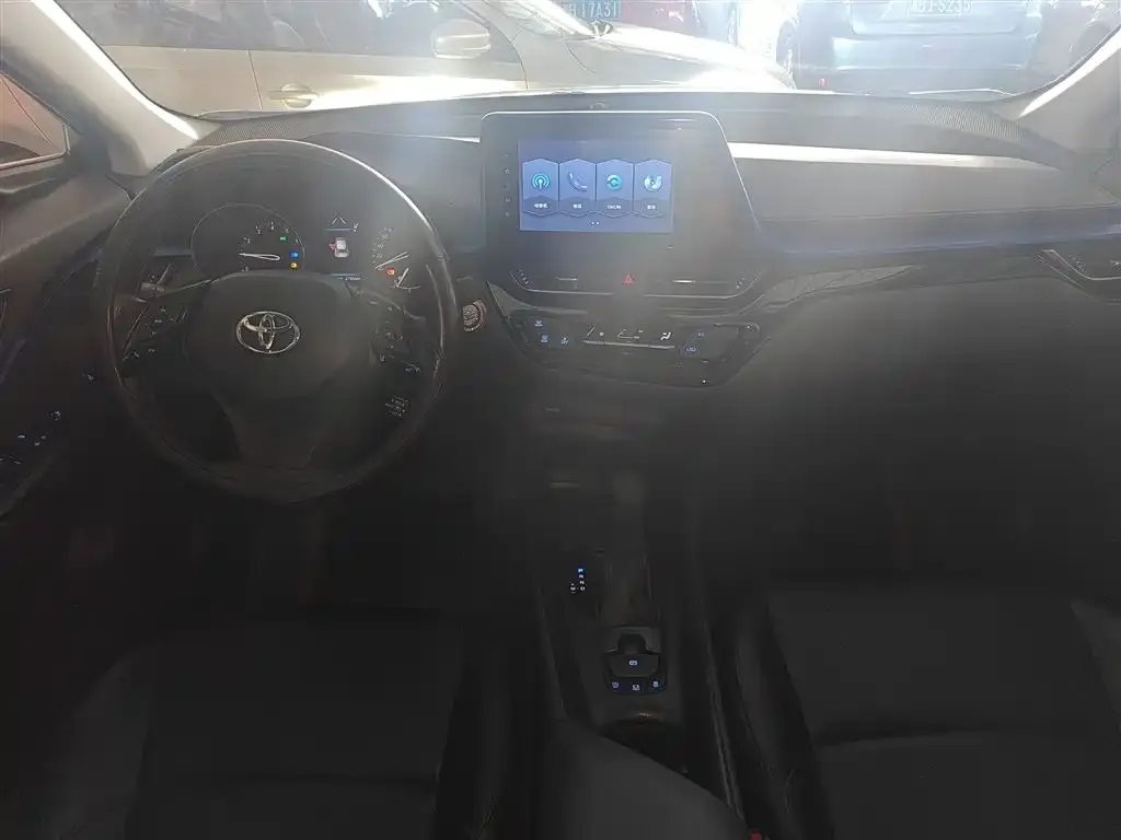 Toyota C-HR 2022 из CN, фото 2