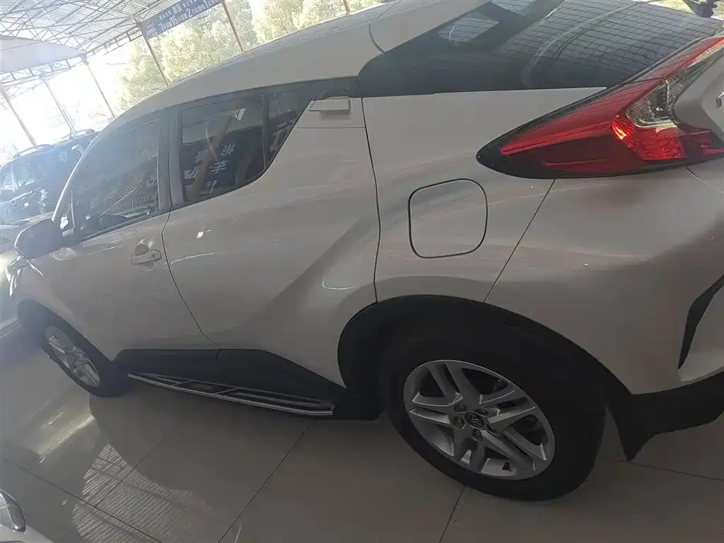 Toyota C-HR 2022 из CN, фото 4