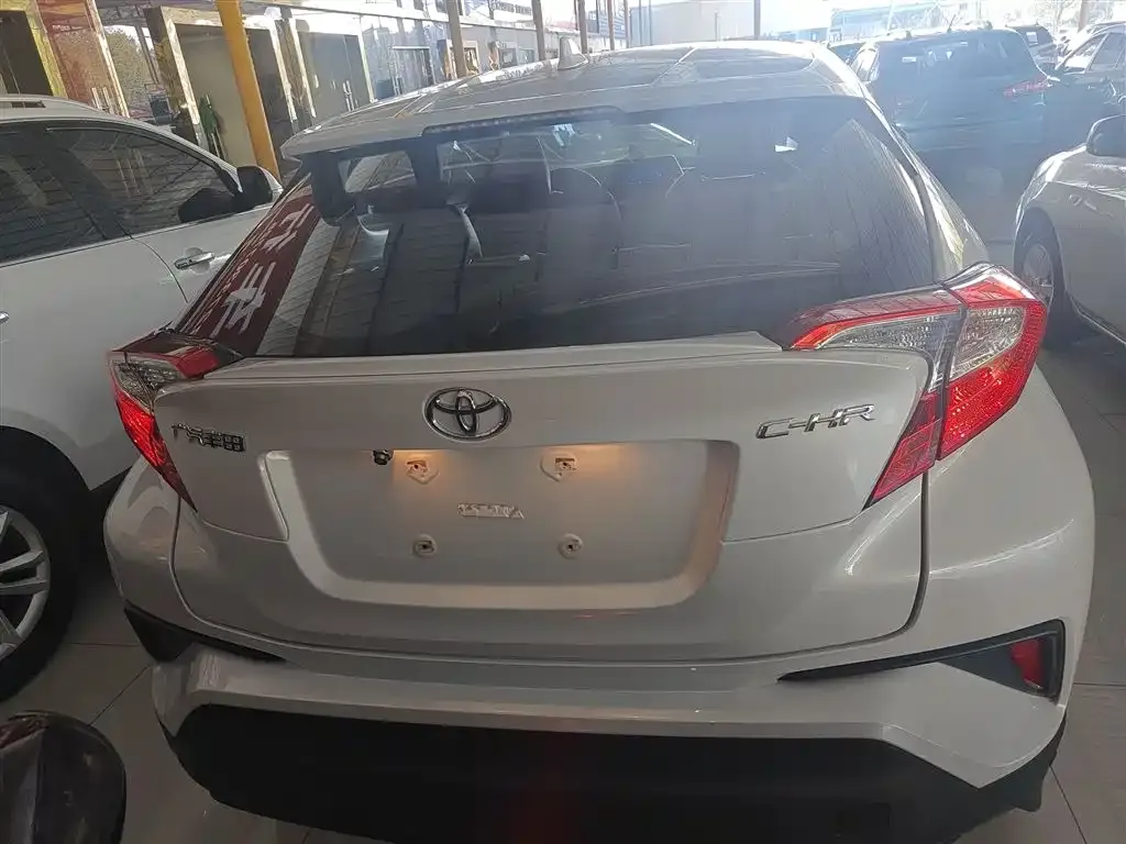 Toyota C-HR 2022 из CN, фото 8
