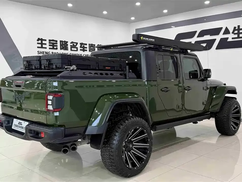 Jeep Gladiator 2023 из CN, фото 7