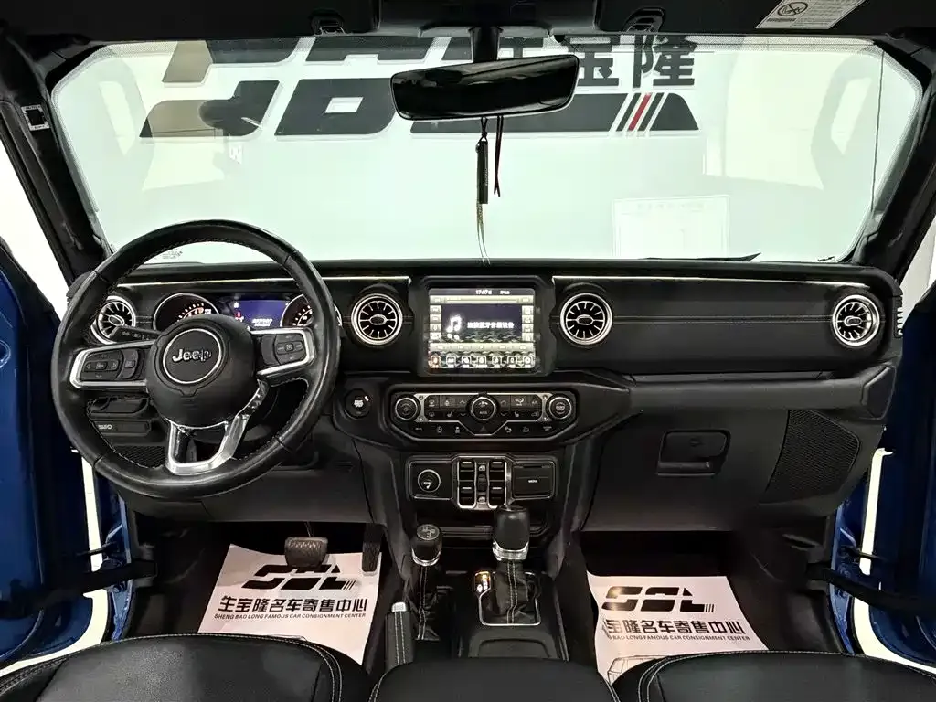 Jeep Gladiator 2023 из CN, фото 10