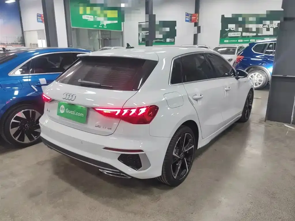 Audi A3 2023 из CN, фото 9