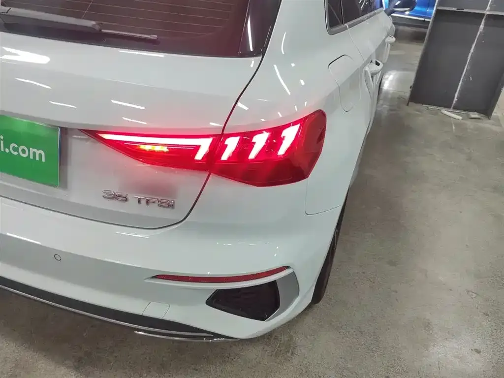 Audi A3 2023 из CN, фото 3