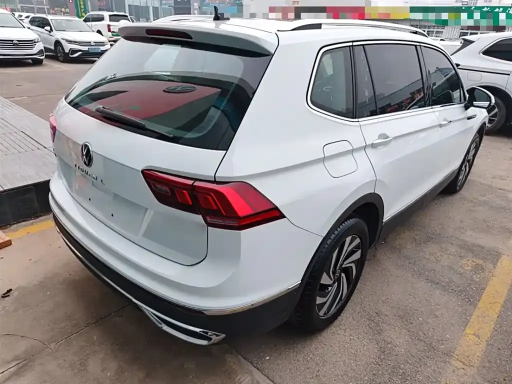Volkswagen Tiguan L 2023 из CN, фото 8
