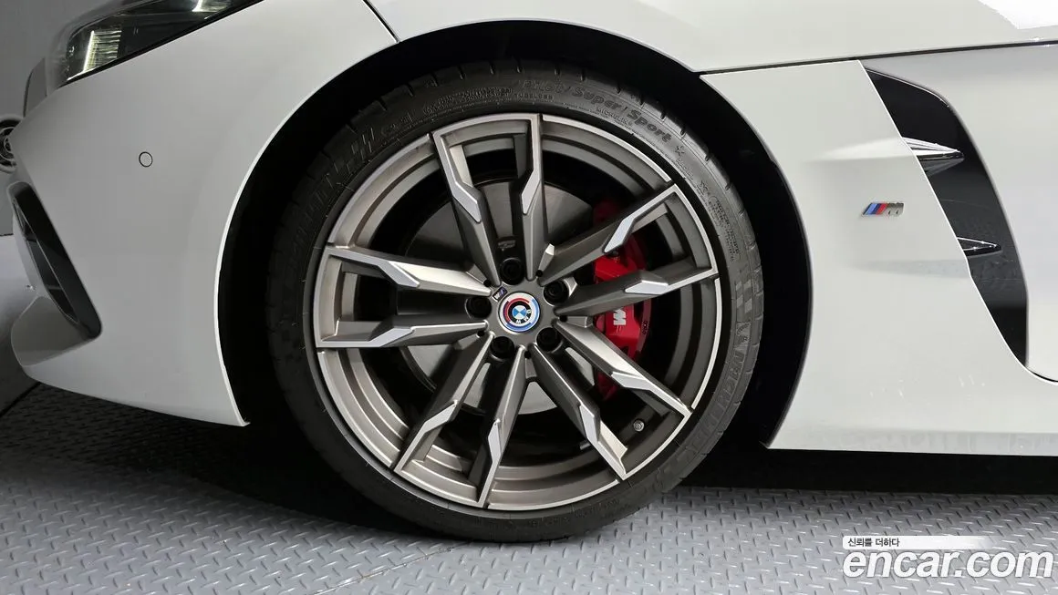 BMW Z4 — фото 10