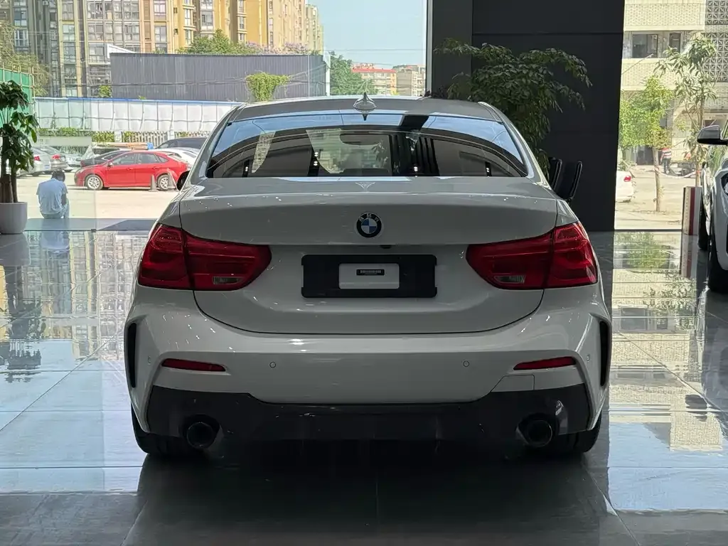 BMW 1 Series 2021 из CN, фото 5