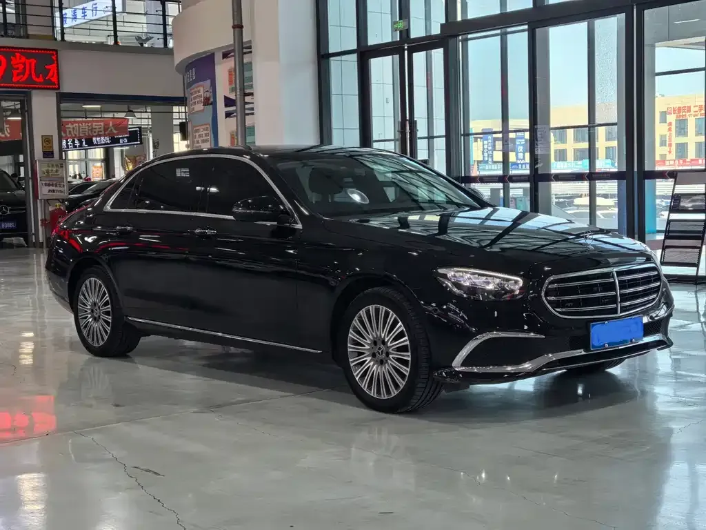 Mercedes-Benz E-Class 2023 из CN, фото 2