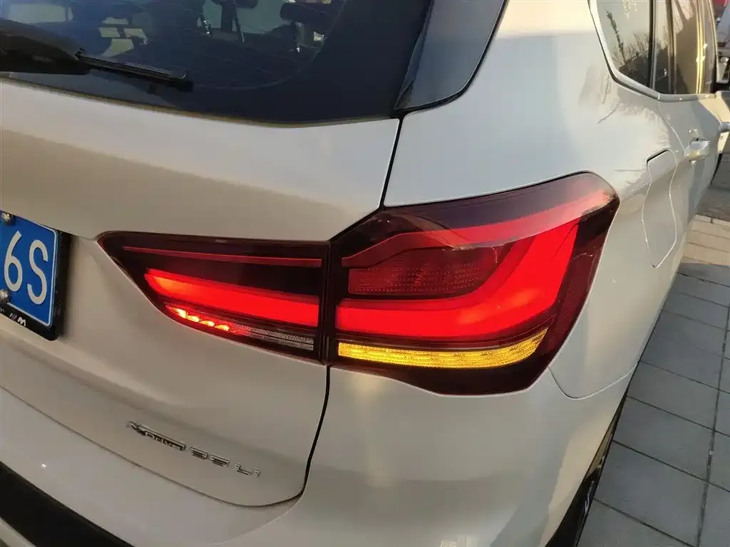 BMW X1 2021 из CN, фото 6