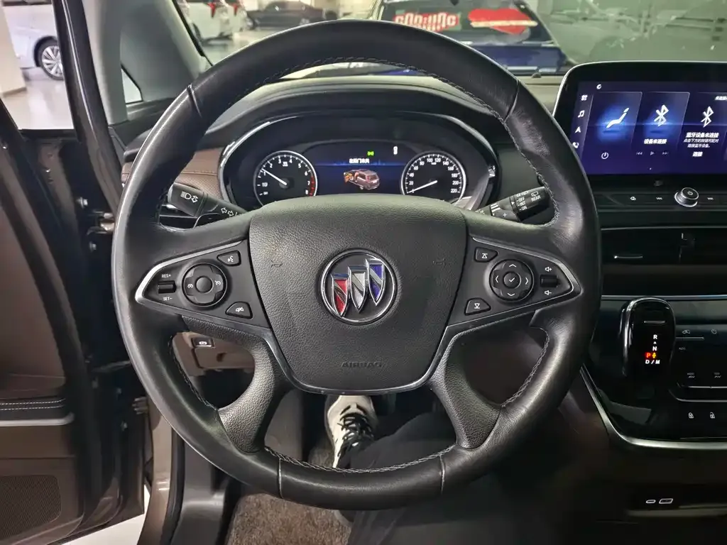 Buick GL8 2022 из CN, фото 6