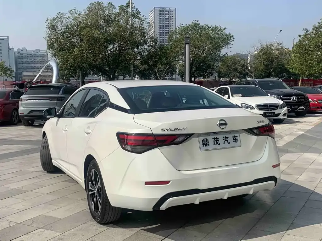 Nissan Sylphy 2023 из CN, фото 5
