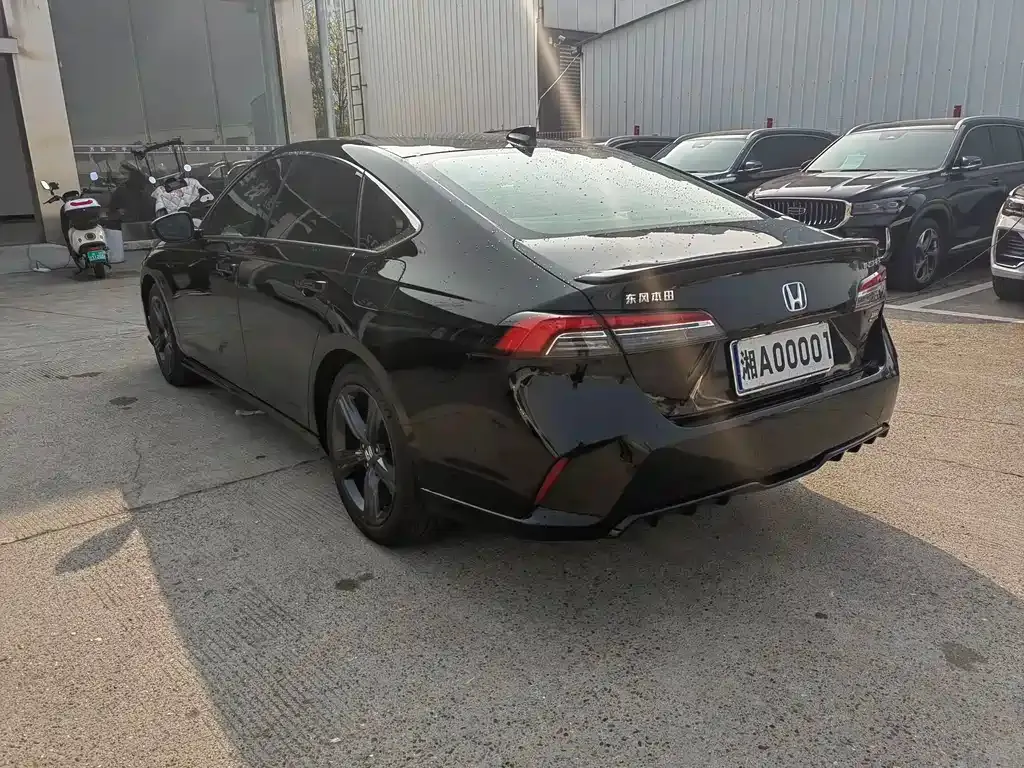Honda Inspire 2025 из CN, фото 8