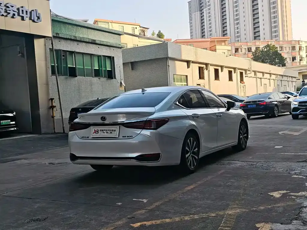 Lexus ES 2021 из CN, фото 4