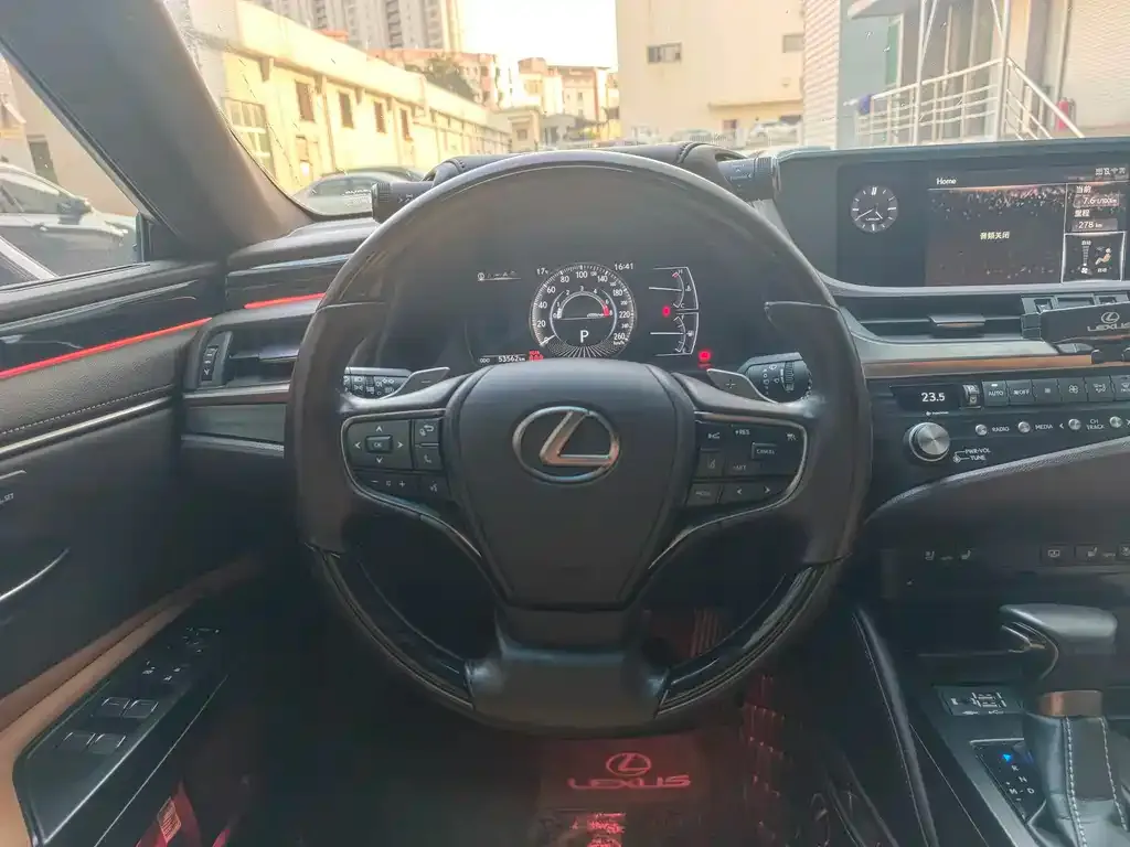 Lexus ES 2021 из CN, фото 8