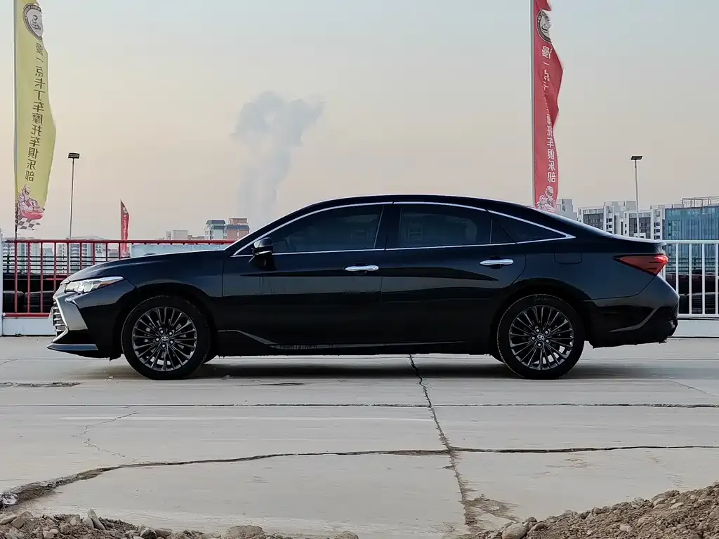 Toyota Avalon 2022 из CN, фото 4