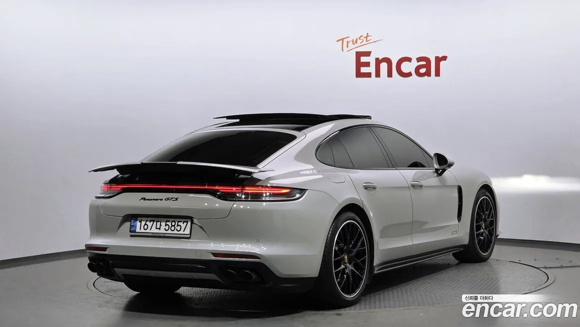 Porsche Panamera — фото 2