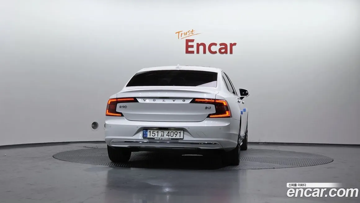 Volvo S90 — фото 4