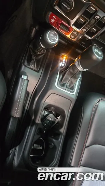 Jeep Wrangler 2024 из KR, фото 2