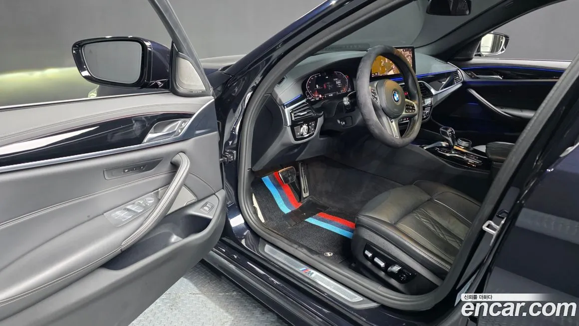 BMW 5-Series 2022 из KR, фото 10
