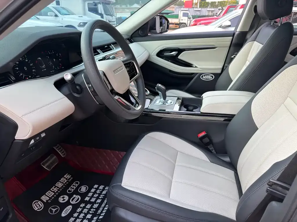 Land Rover Evoque 2023 из CN, фото 3