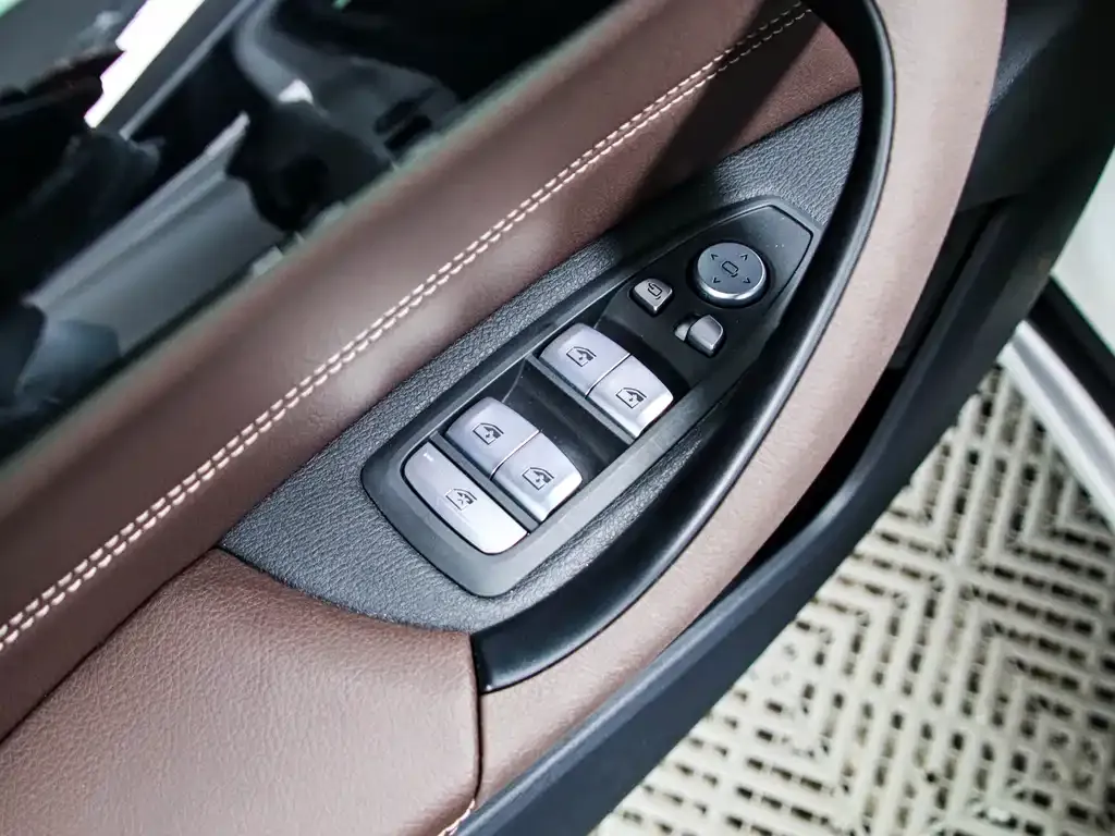 BMW X1 2022 из CN, фото 4