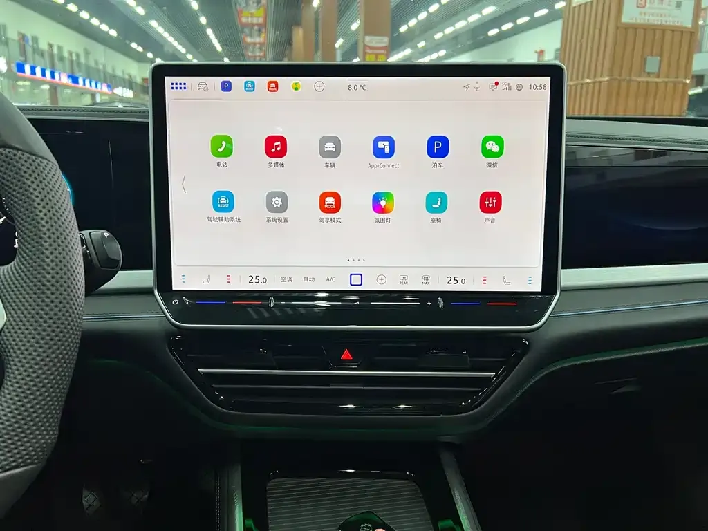 Volkswagen Passat 2024 из CN, фото 3
