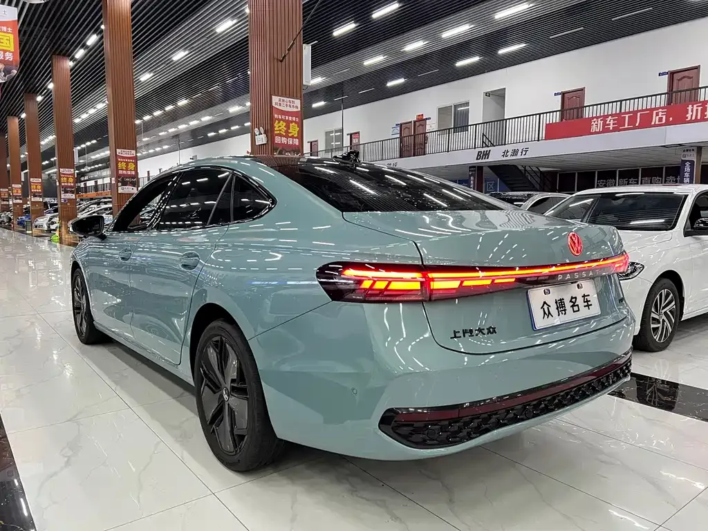 Volkswagen Passat 2024 из CN, фото 9