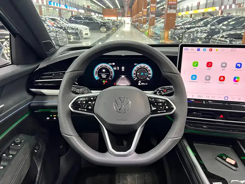 Volkswagen Passat 2024 из CN, фото 7