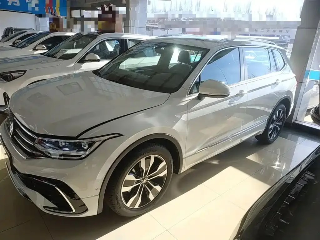 Volkswagen Tiguan L 2025 из CN, фото 9
