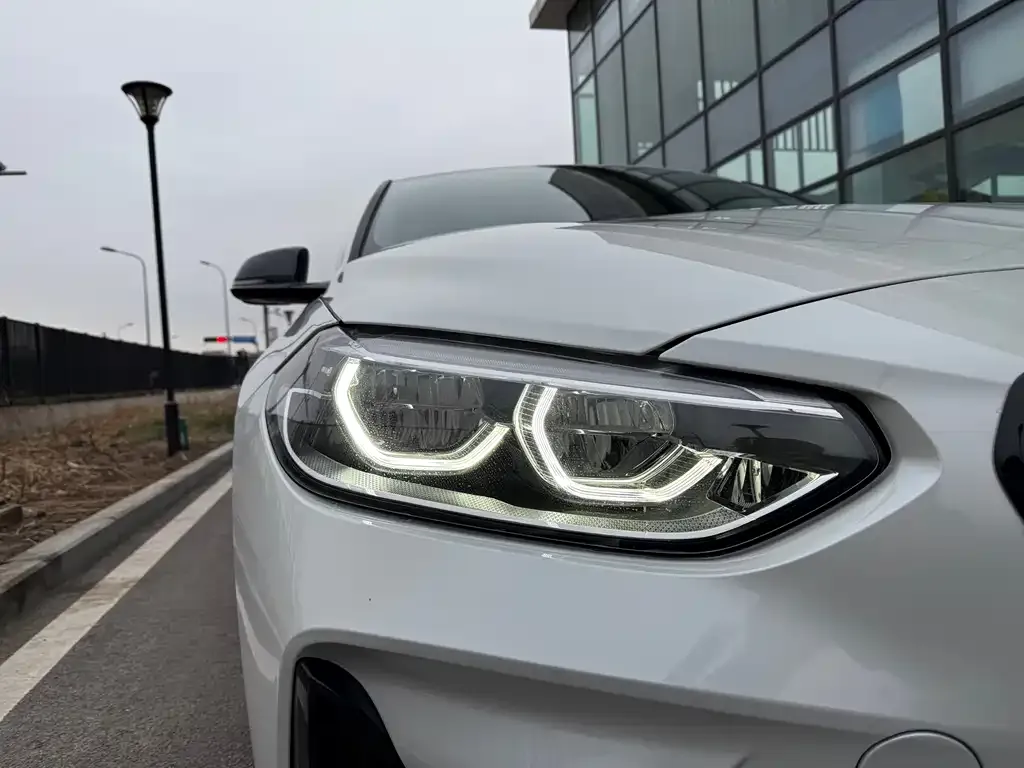 BMW 1 Series 2022 из CN, фото 9