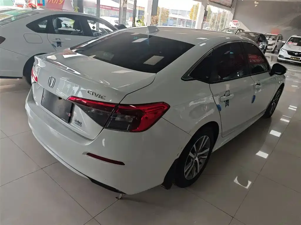 Honda Civic 2024 из CN, фото 3