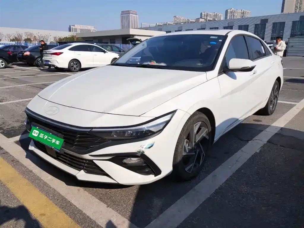 Hyundai Elantra 2024 из CN, фото 1