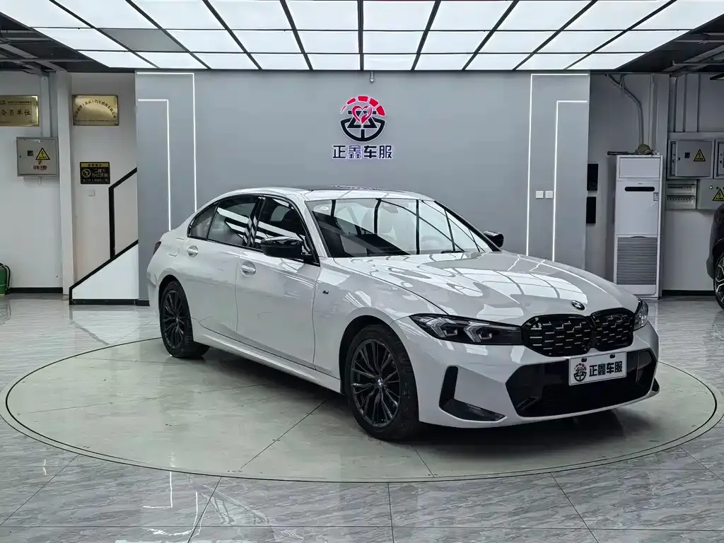 BMW 3 Series 2023 из CN, фото 9