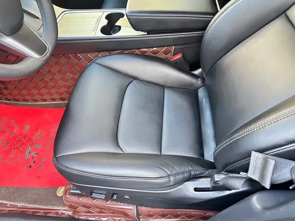 Tesla Model Y 2023 из CN, фото 9