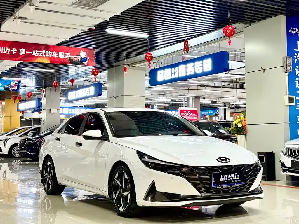 Hyundai Elantra 2023 из CN, фото 8