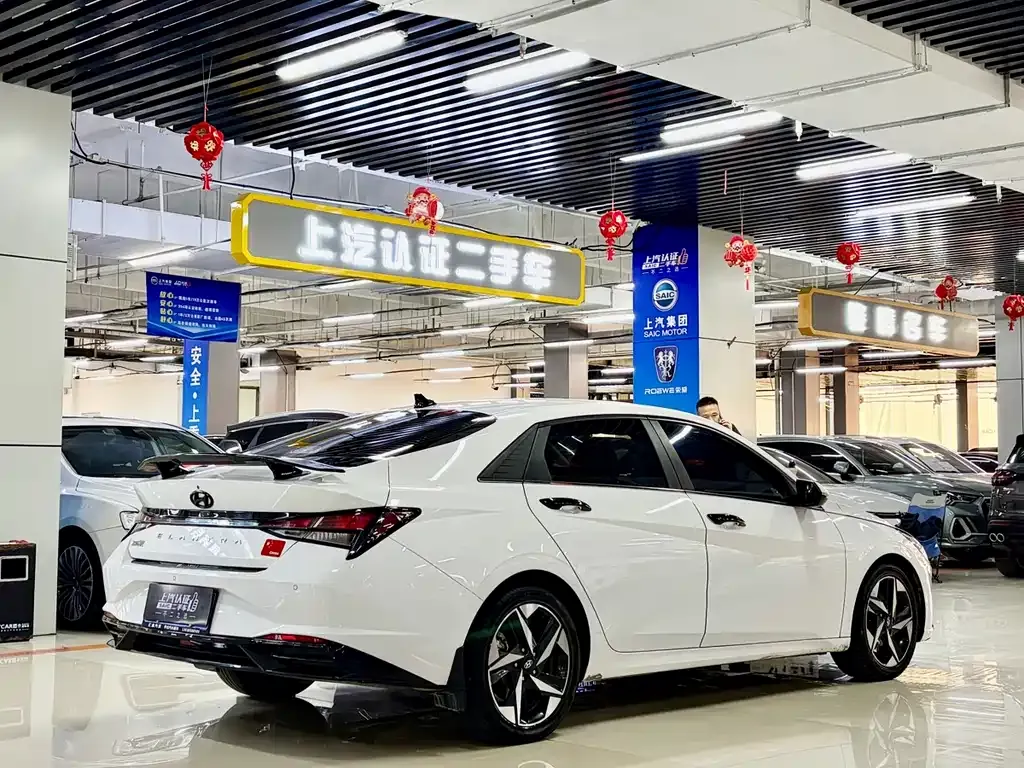 Hyundai Elantra 2023 из CN, фото 4