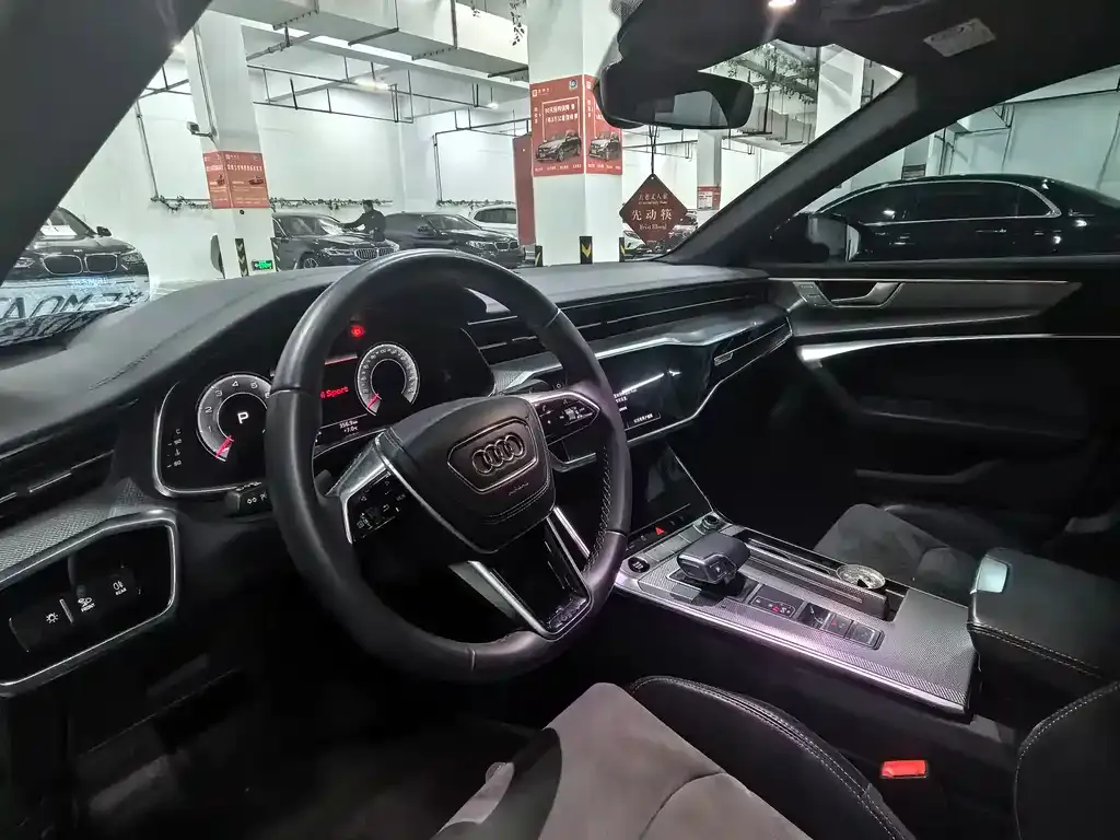 Audi A6L 2023 из CN, фото 10