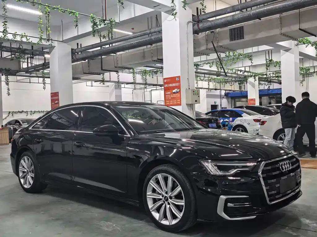 Audi A6L 2023 из CN, фото 8