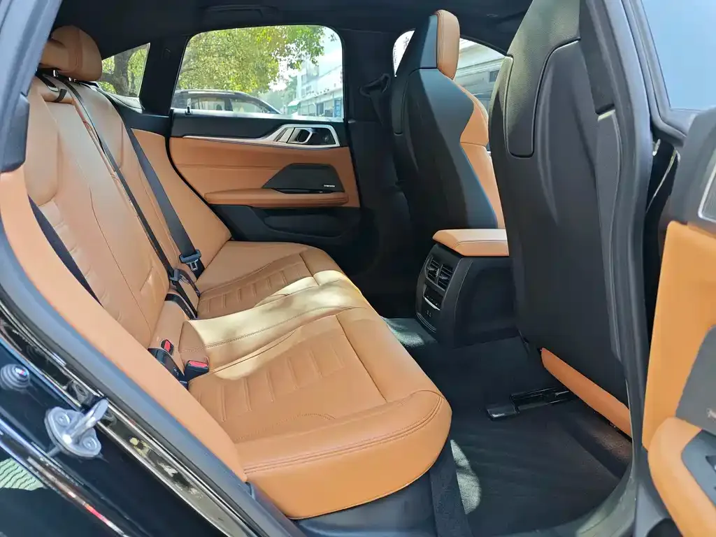 BMW i4 M 2024 из CN, фото 4