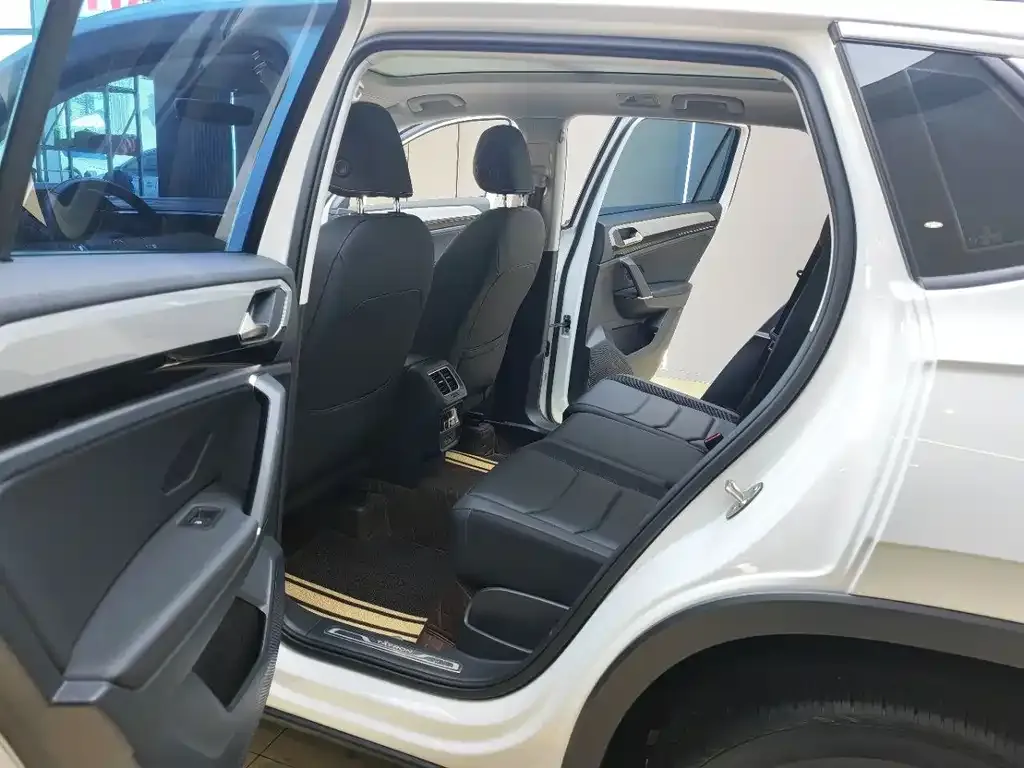 Volkswagen Tayron 2022 из CN, фото 5